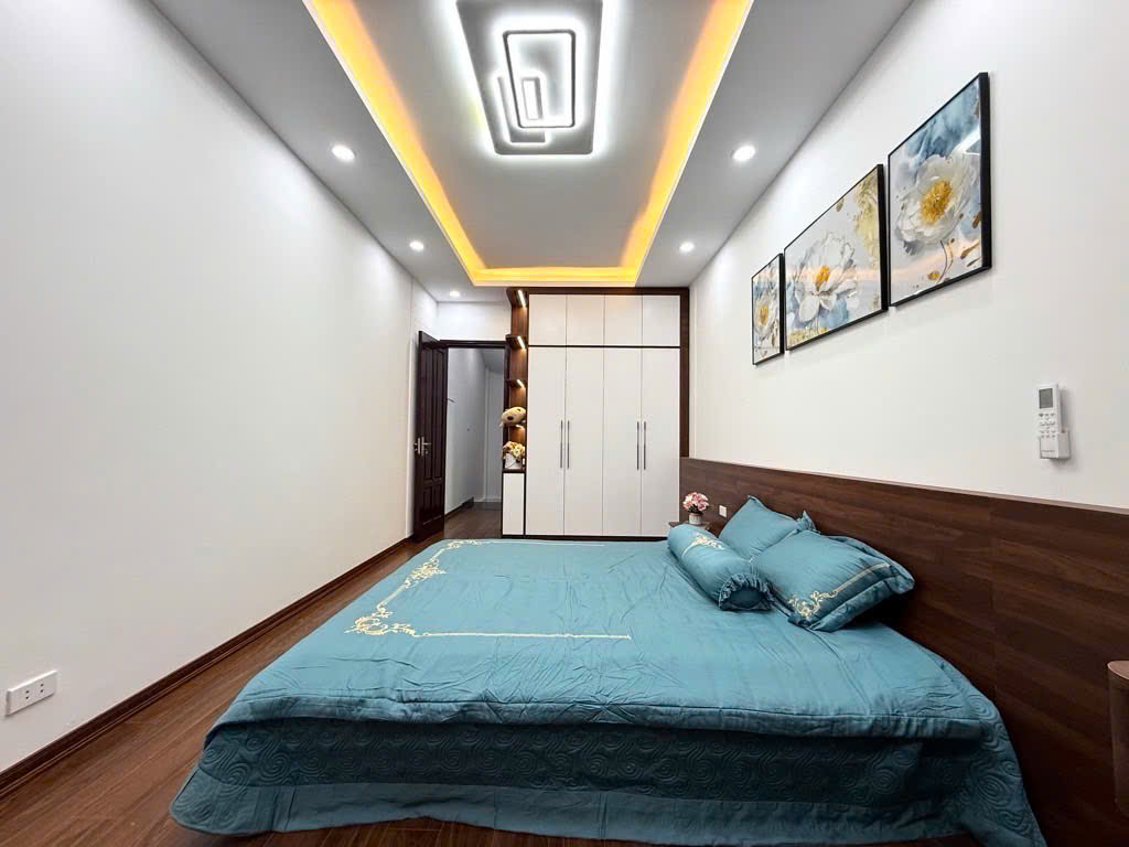 Bá.n nhà dân xây chỉ cách Royal City, Dự án Vinhomes Galaxy 5 phút đi xe, tương lai giá trị tăng mạnh